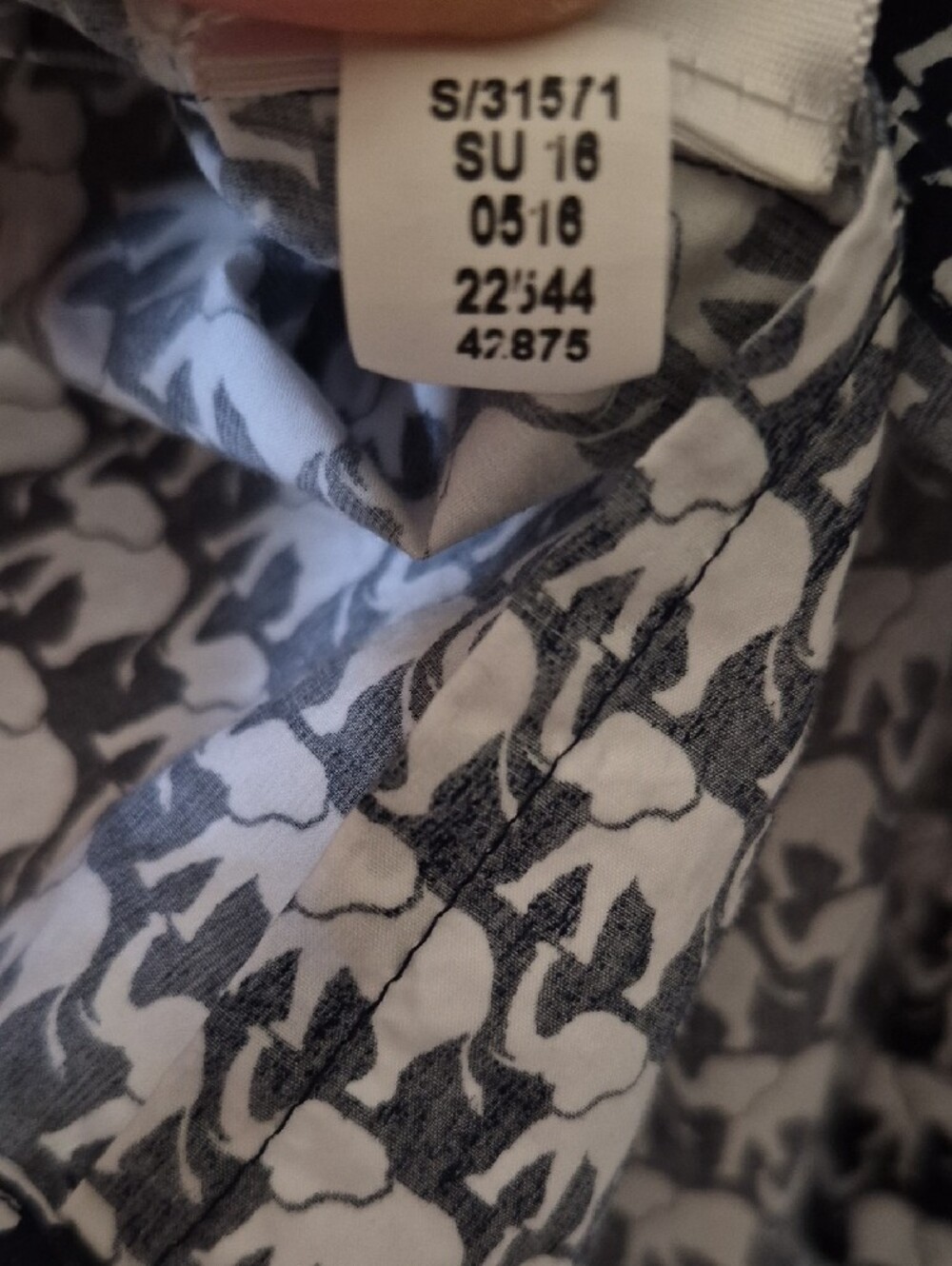 Charter Club Navy and White Elephant-Print Button Down Blouse Cotton Size 16 - Picture 5 of 13